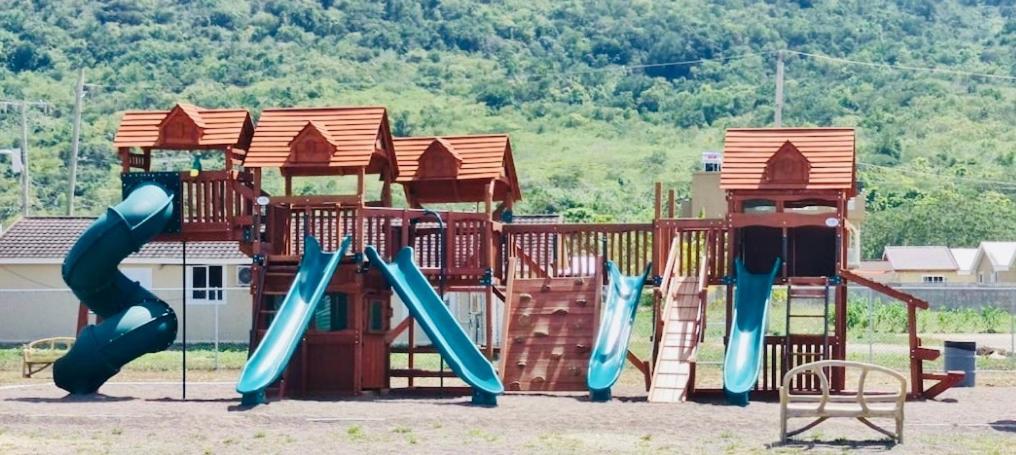 The Rest Stop-B- 15 Min From Airport/24Hrs Security Μοντέγκο Μπέυ Εξωτερικό φωτογραφία